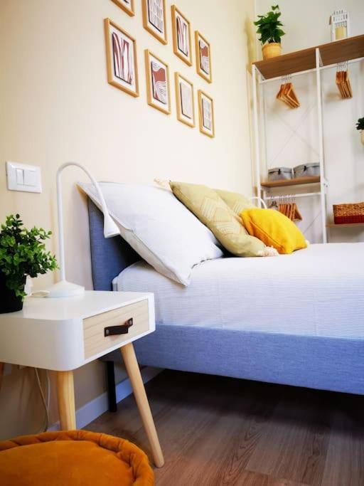Sunny Flat 50 Meters From The Metro Leilighet Milano Eksteriør bilde